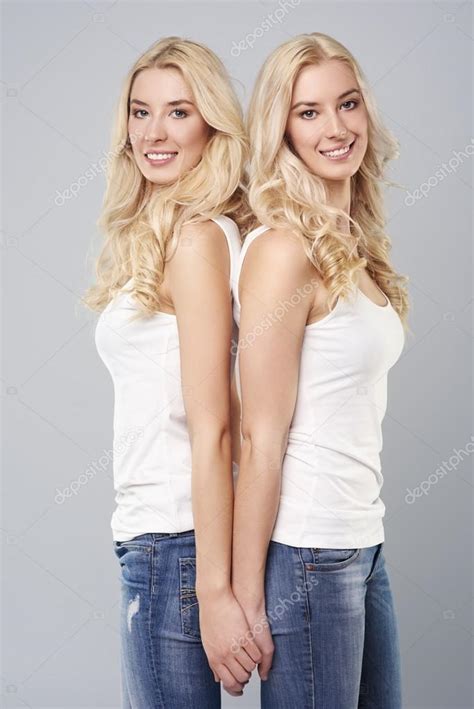 Blondesister .